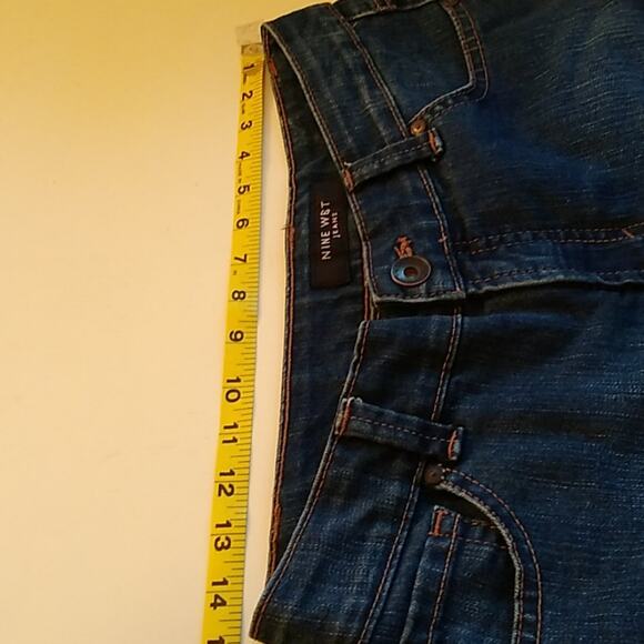 Nine West denim short. Size 6/27 - Picture 6 of 8